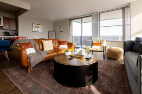 CozySuites 800 Tower 2BR with gym! 33